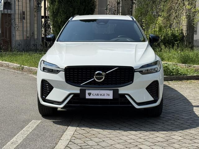 VOLVO XC60 B4 (d) AWD automatico Plus Dark N1 + iva 22%