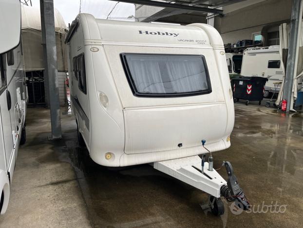 Hobby De luxe 4 posti 5 metri