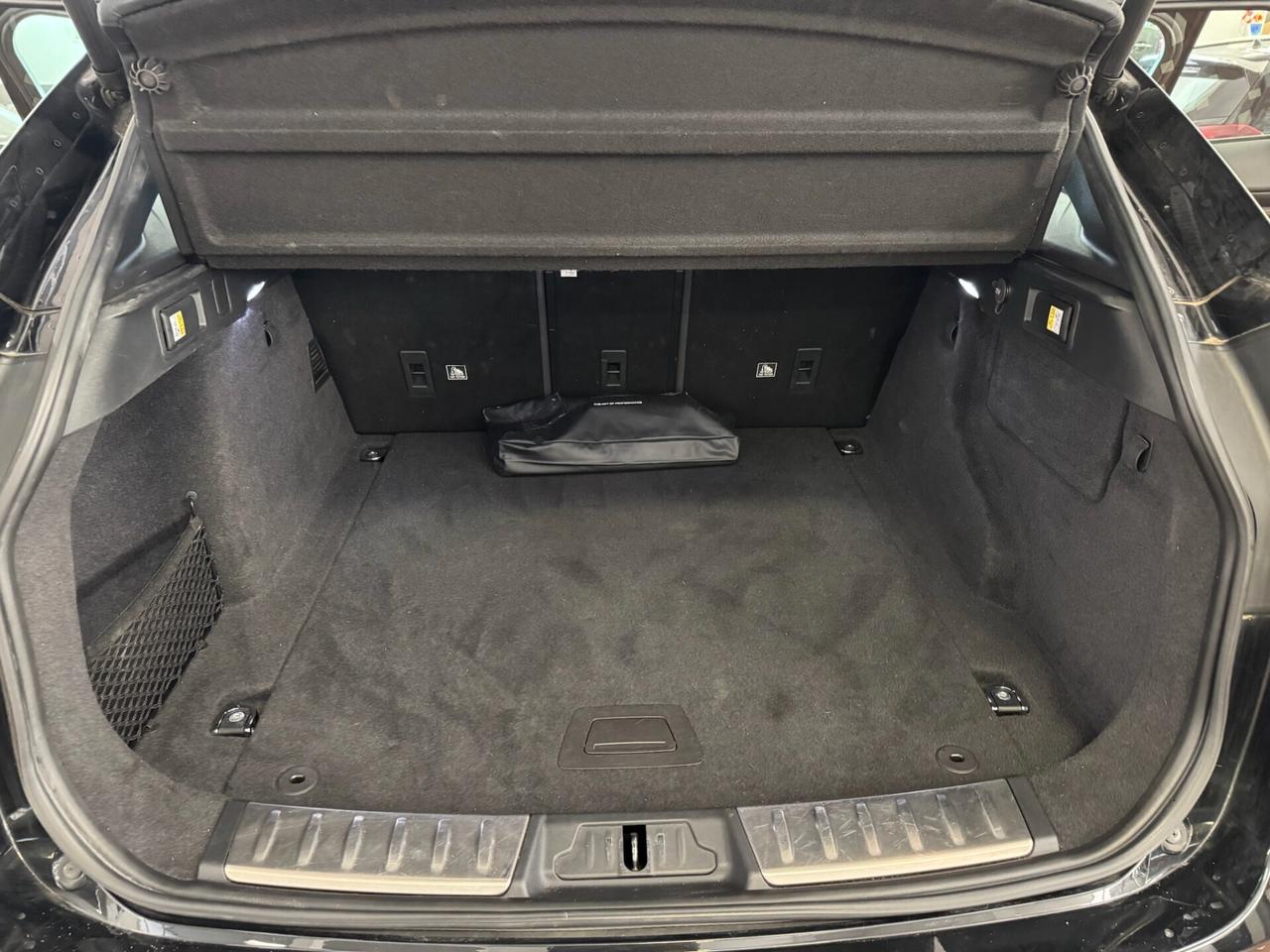 Jaguar F-Pace 2.0 D 180 CV aut. Portfolio - UNICO PROPRIETARIO