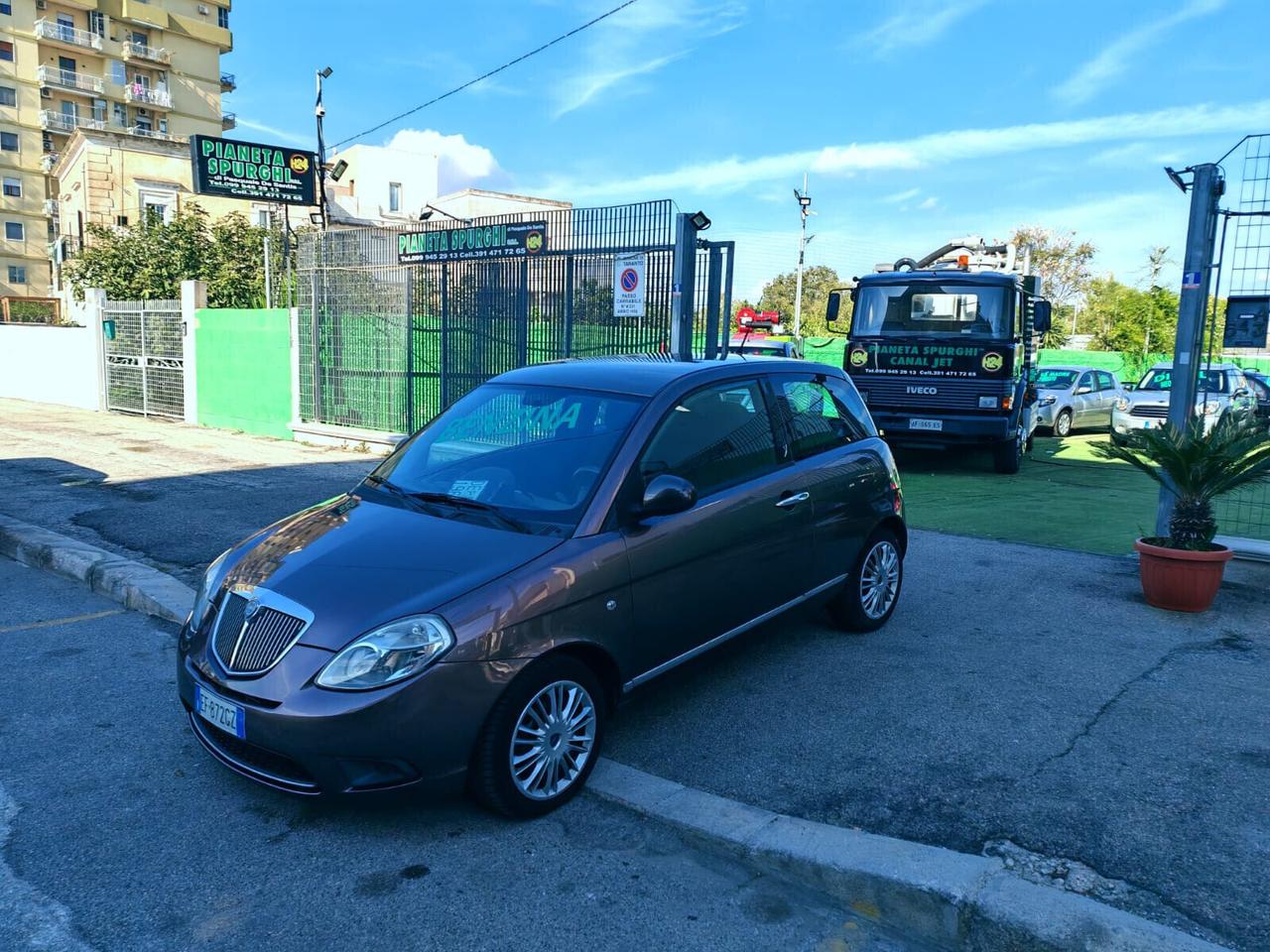 Lancia Ypsilon 1.2 69 CV Diva - NEOPATENTATO