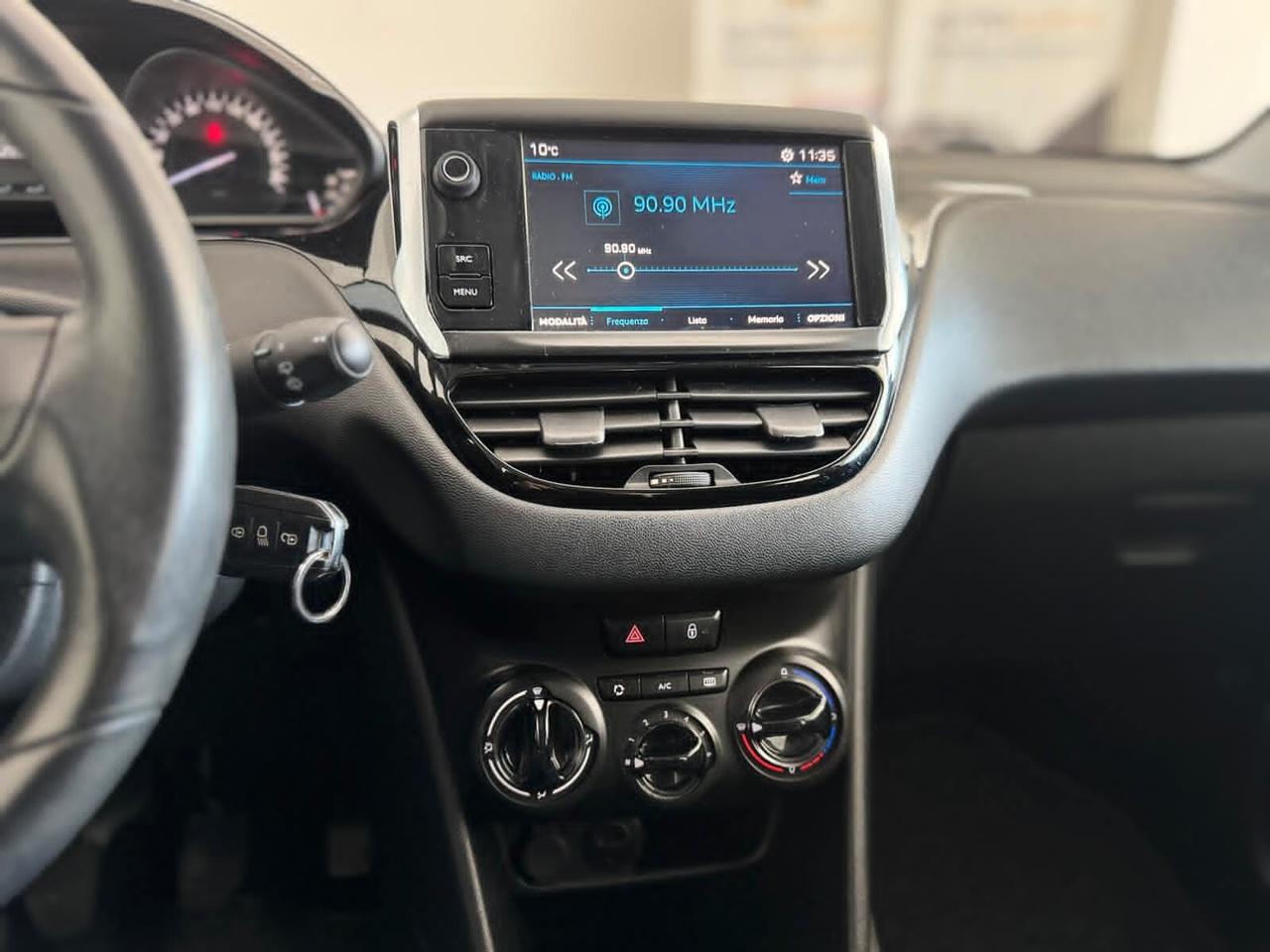 Peugeot 208 BlueHDi 75 5 porte Allure