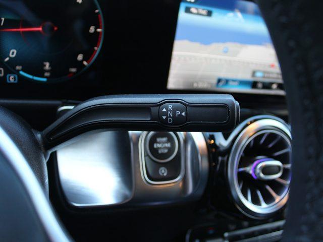MERCEDES-BENZ GLB 200 d Automatic Sport Plus