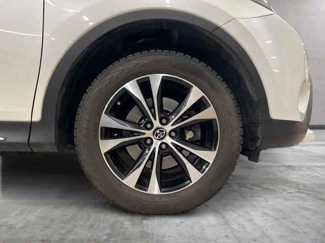 TOYOTA RAV 4 RAV4 2.0 D-4D 4WD Style White Ed.