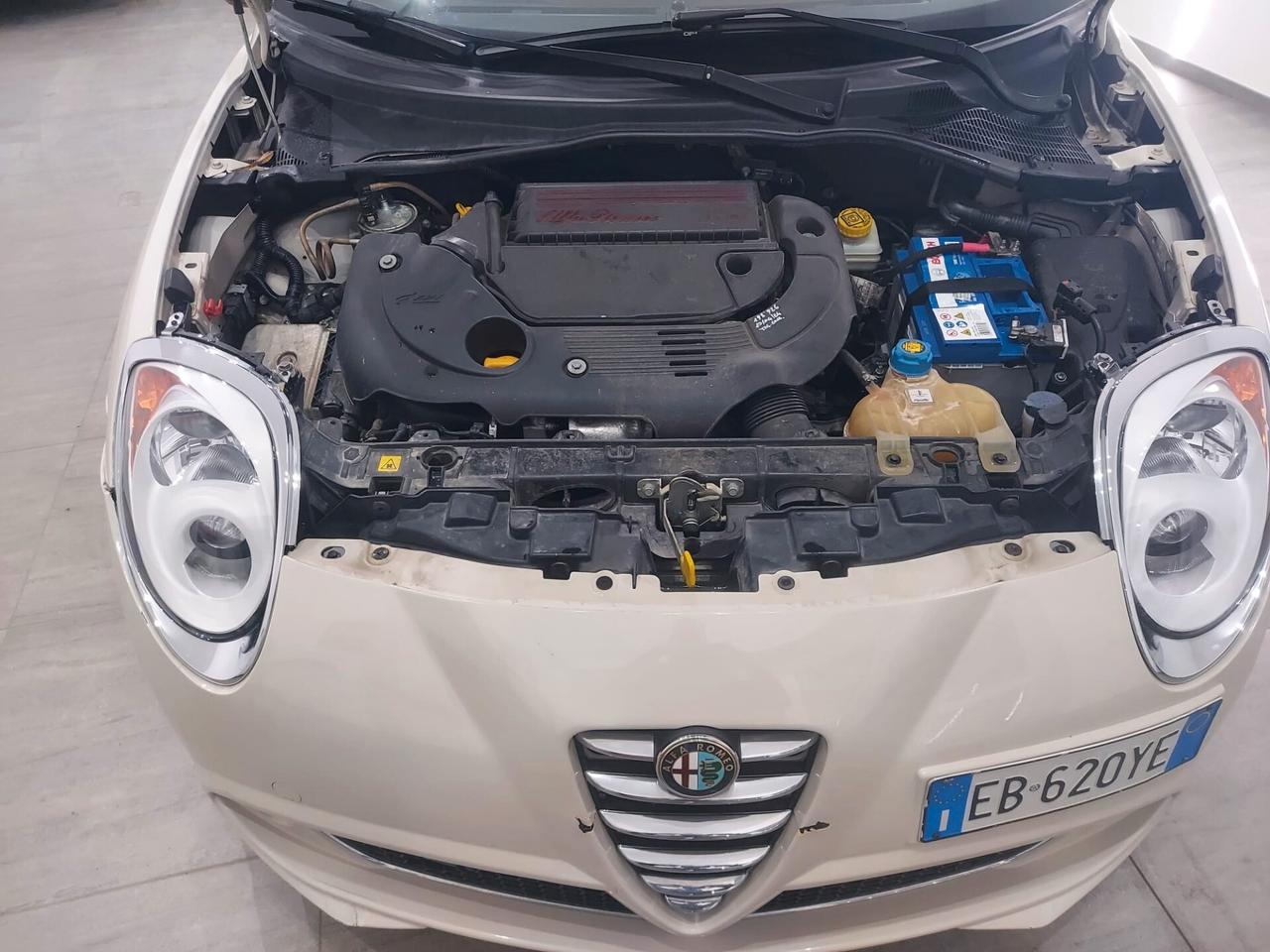 Alfa Romeo MiTo 1.3 JTDm-2 95 CV S&S Distinctive Sport Pack