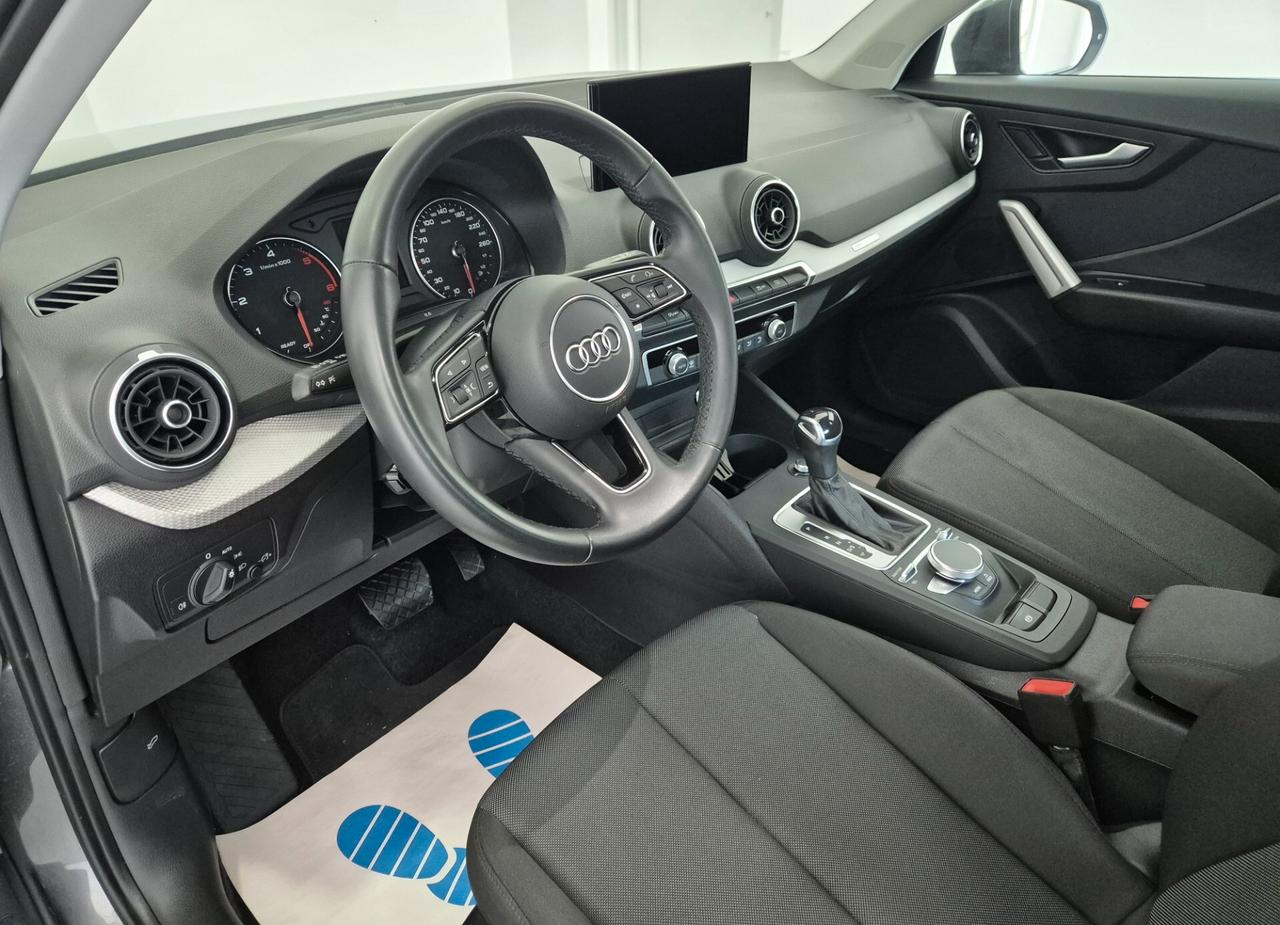 Audi Q2 30 TDI S tronic Identity Black
