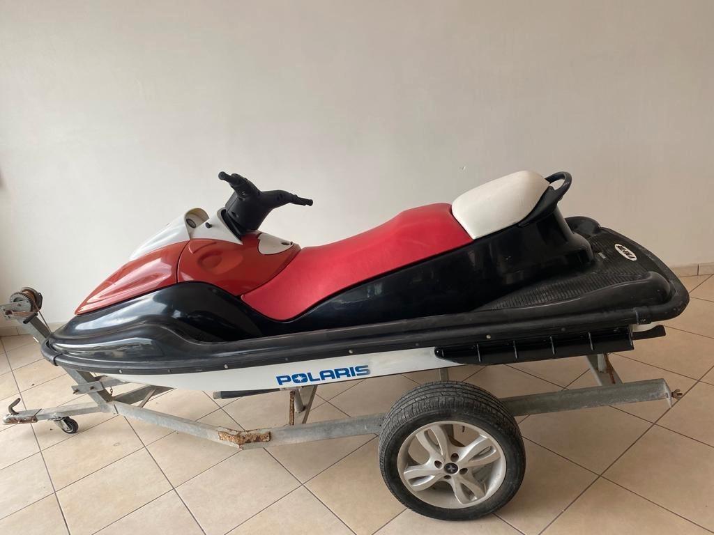 Polaris Moto D acqua