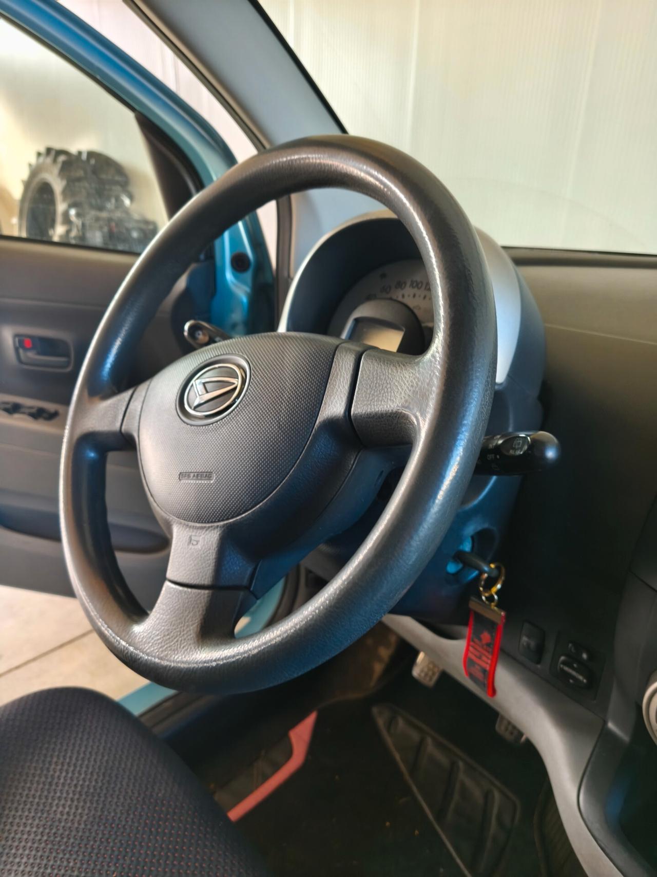 Daihatsu Sirion 1.0 12v