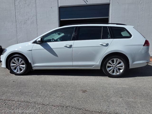 VOLKSWAGEN Golf Variant 1.4 TGI Comfortline BlueMotion