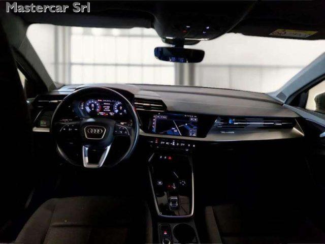 AUDI A3 BERLINA 35 TFSI 150cv S TRONIC BUSINESS - GL727SW