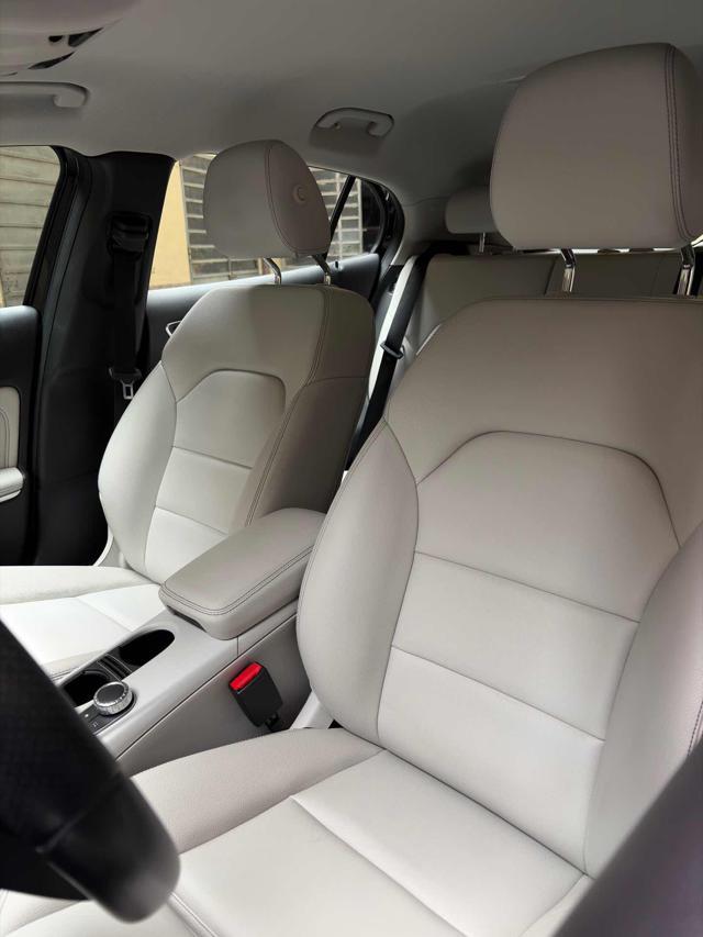 MERCEDES-BENZ GLA 180 d Sport PELLE-LED-NAVI!!!!