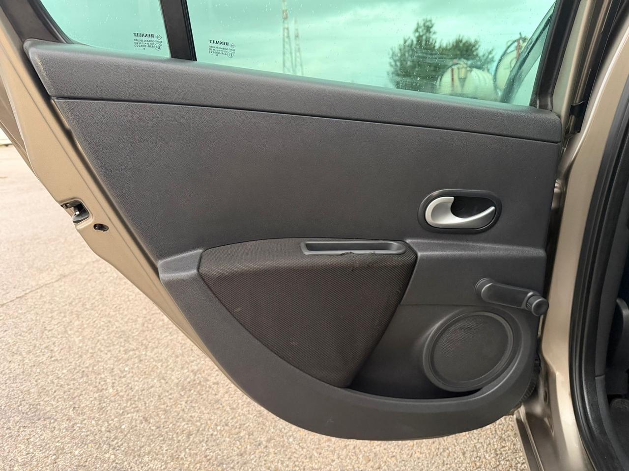 Renault Clio 1.2 16V TCE 100CV 5 porte