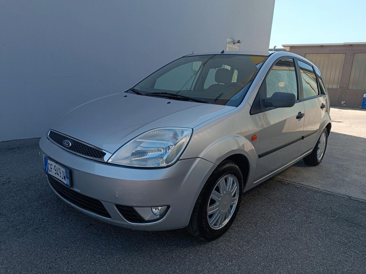 Ford Fiesta 1.4 benzina