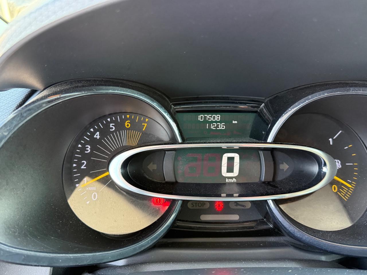 Renault Clio 1.2 75CV GPL 100.000km