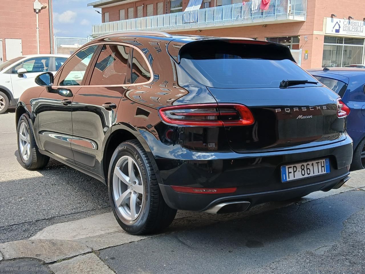 PORSCHE Macan 2.0