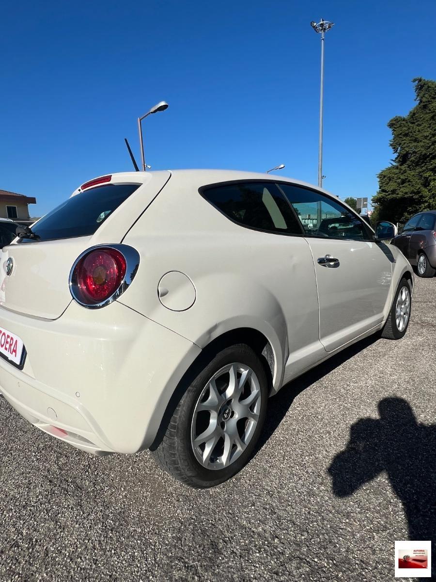 ALFA ROMEO - MiTo - 1.6 JTDm 16V Dist. Premium Pack