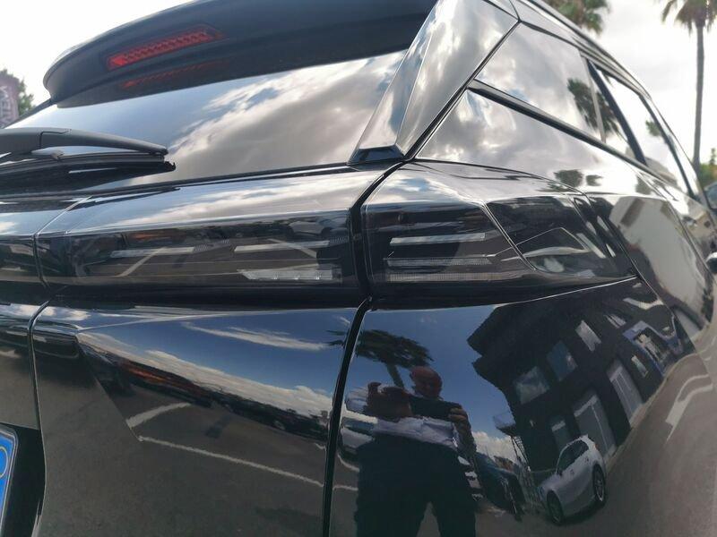 Peugeot 2008 2008 PureTech 100 S&S Allure