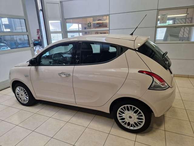 Lancia Ypsilon Ypsilon 1.2 69 CV 5 porte Silver