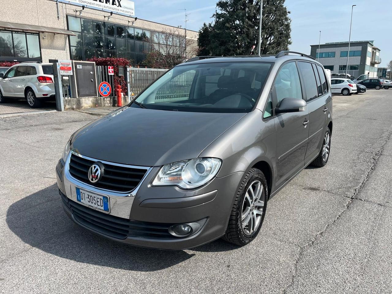 Volkswagen Touran 1.6 Trendline Bifuel G