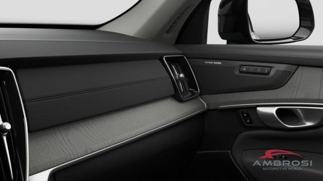 VOLVO XC90 T8 AWD Plug-in hybrid Elettrica/Benzina Ultra Dark