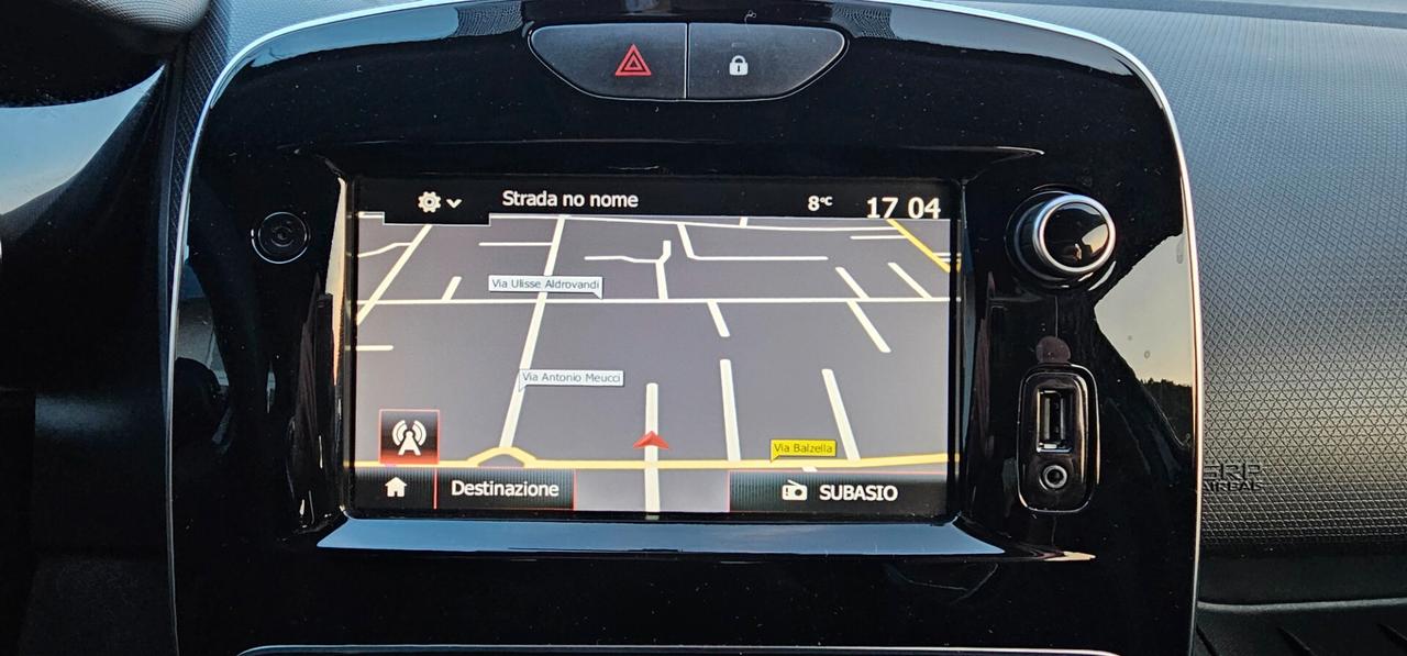 Renault Clio dCi 90 CV Moschino Intens