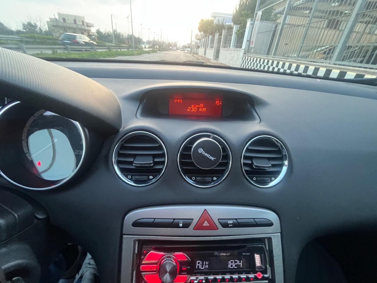 Peugeot 308 1.6 HDi 5p. Tecno Unipro 2010