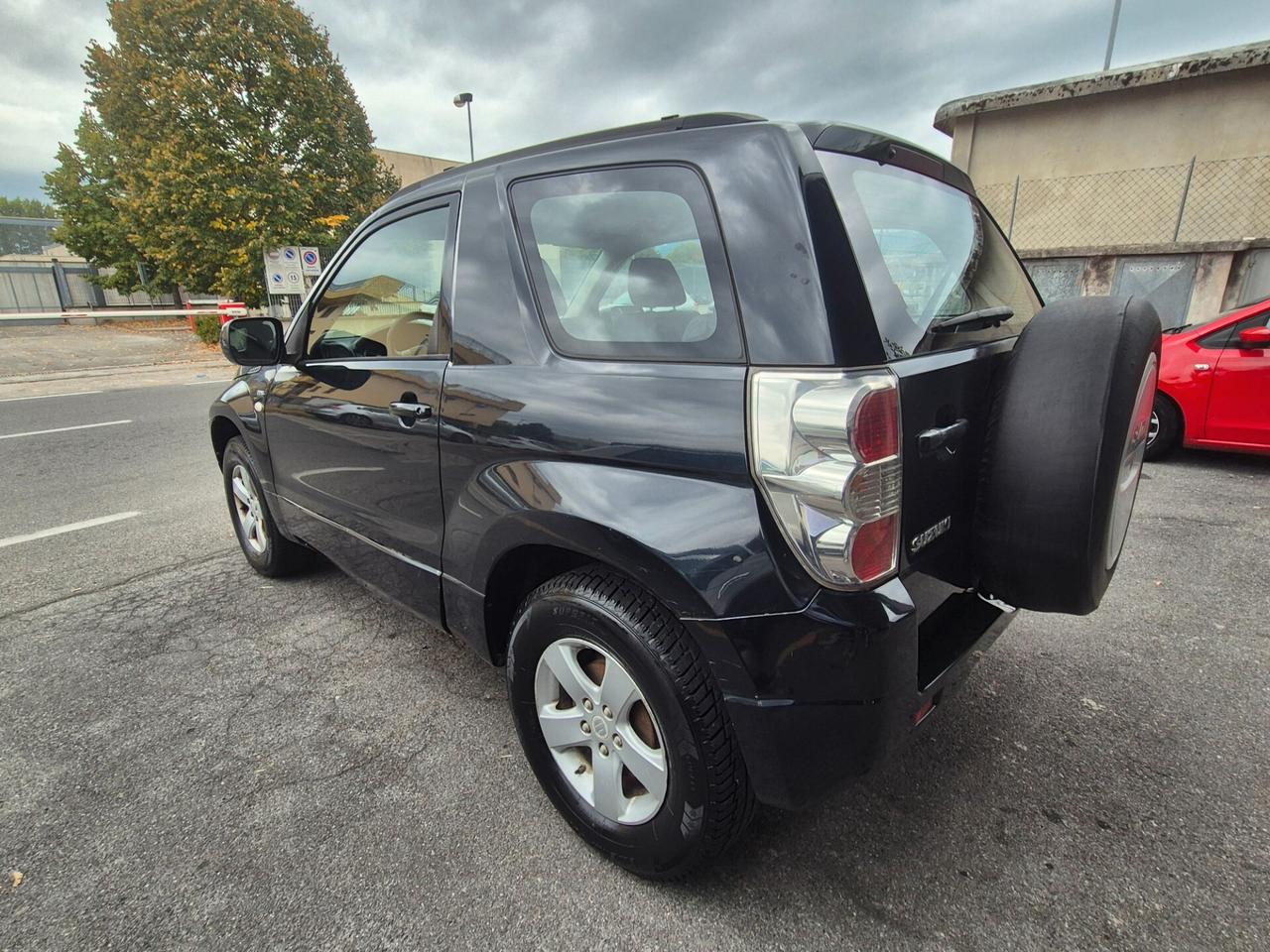 Suzuki Grand Vitara 1.9 DDiS 3 porte