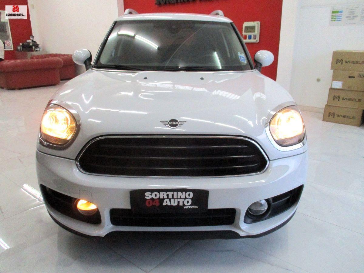 MINI Countryman One D Business 116cv-2019 KM75000