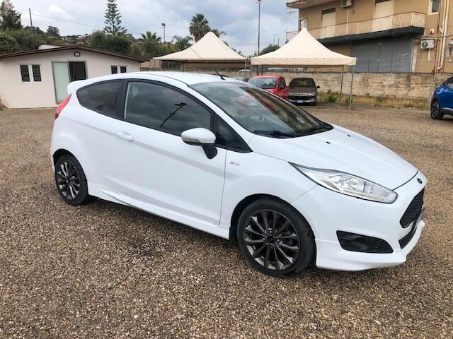 Ford Fiesta 1.5 TDCi 75CV 3 porte ST-Line