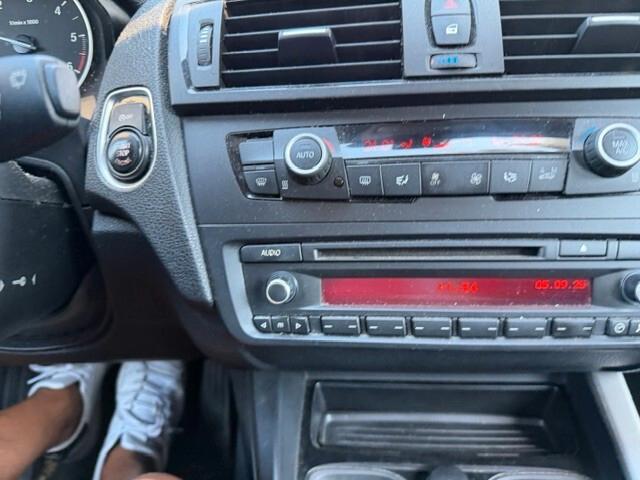 Bmw 116 116d 5p. Urban