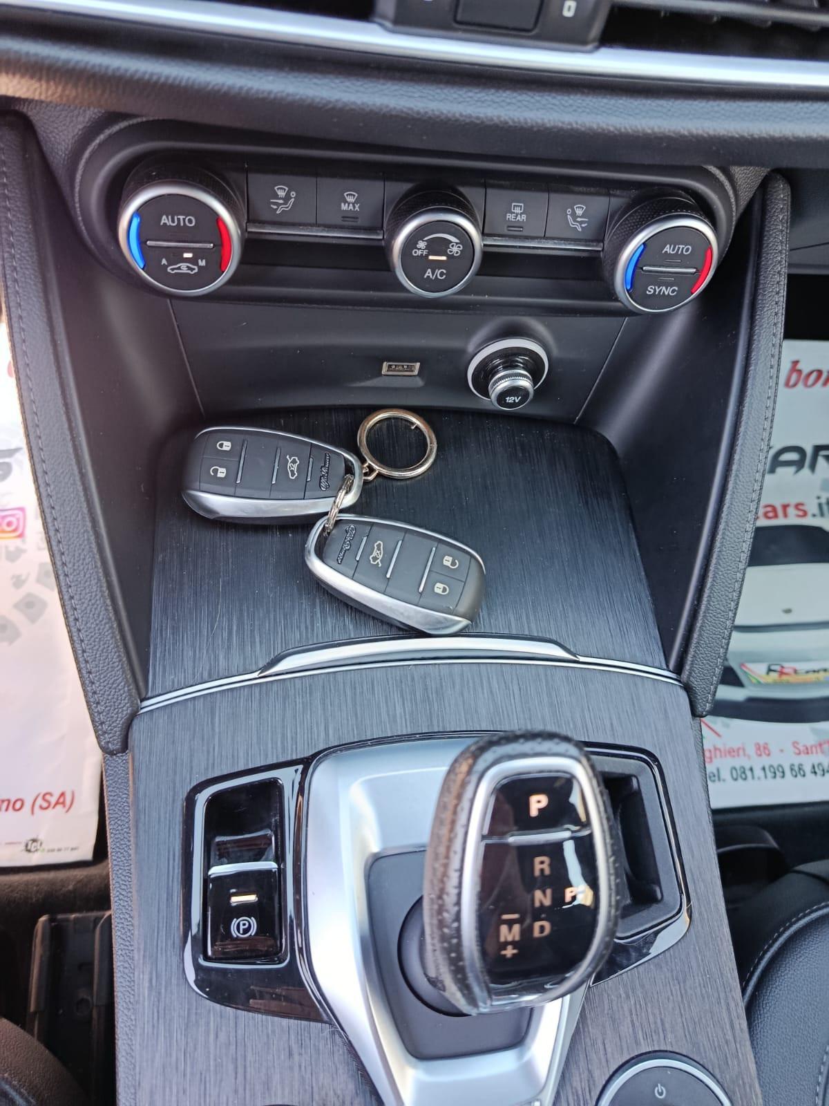 Alfa Romeo Stelvio 2.2 Turbodiesel 210 CV AT8 Q4