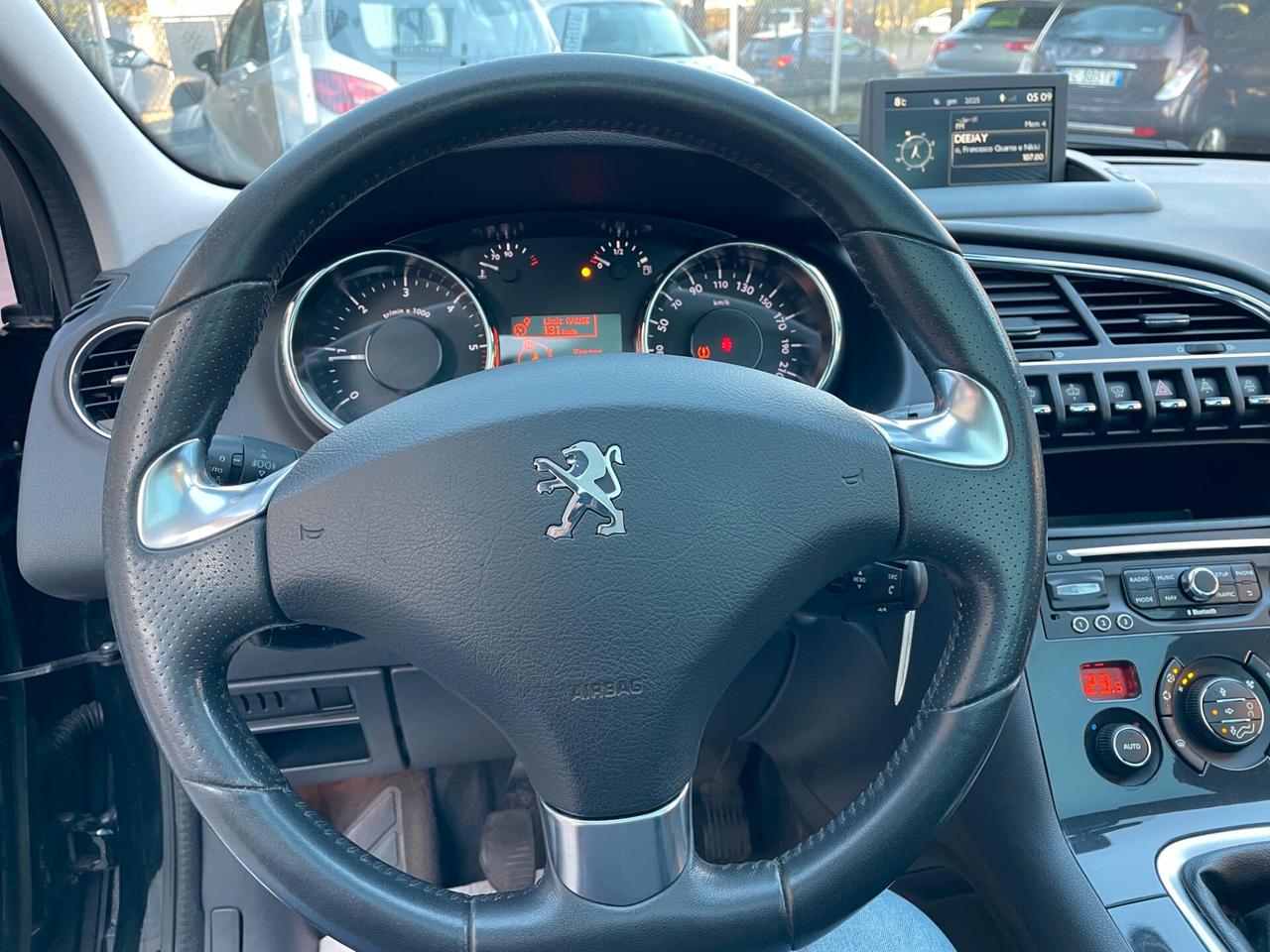 Peugeot 3008 1.6 HDi 115CV Allure