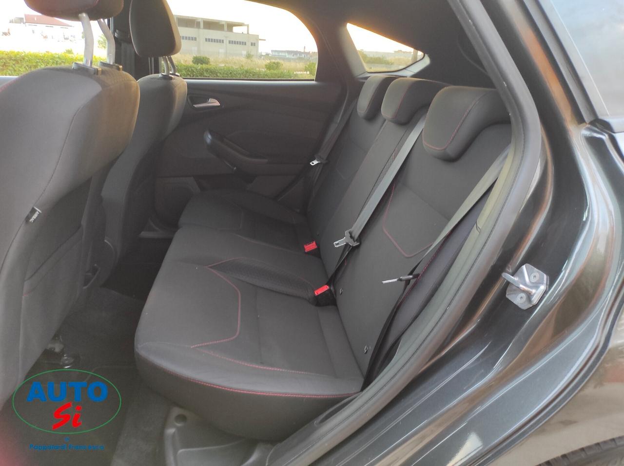Ford Focus 1.0 Benzina - 125cv ST Line