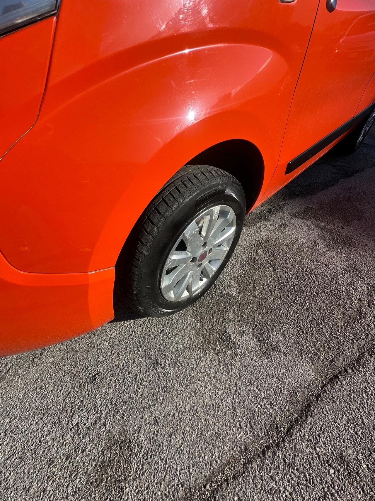 Fiat Qubo 1.4 8V 77 CV MyLife Natural Power