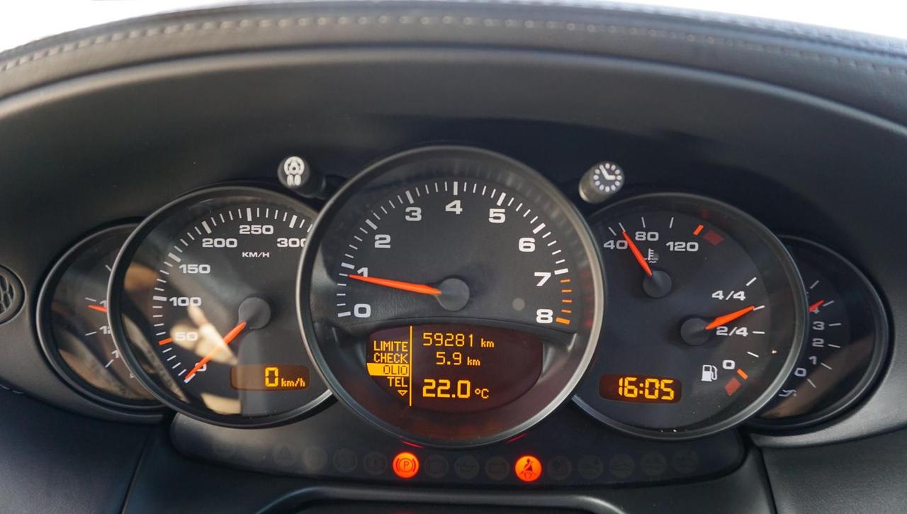 Porsche 911 Carrera 4S cat Coupé