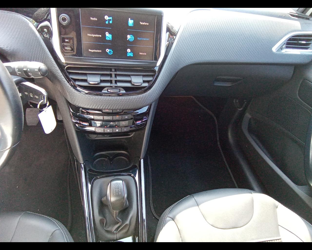 PEUGEOT 2008 - PureTech Turbo 110 S&S Allure