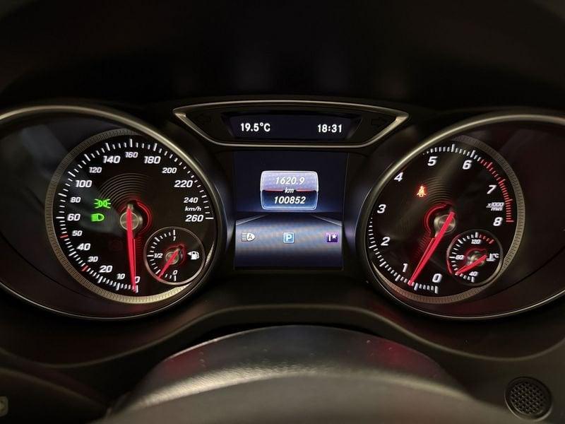 Mercedes-Benz GLA GLA 200 Premium AMG Night Edition