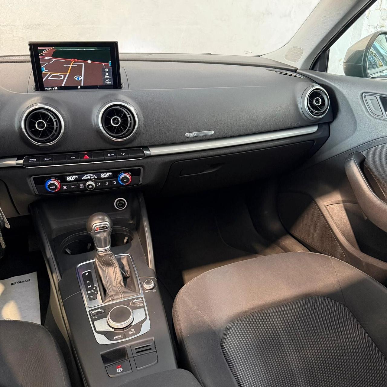 Audi A3 SPB 1.6 TDI S-TRONIC