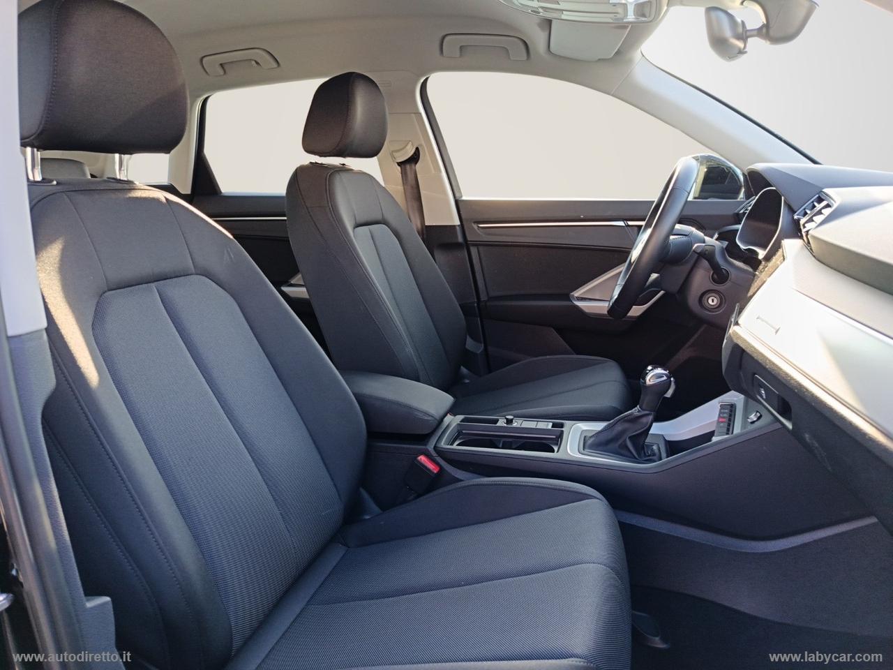 AUDI Q3 35 TDI S tronic Business