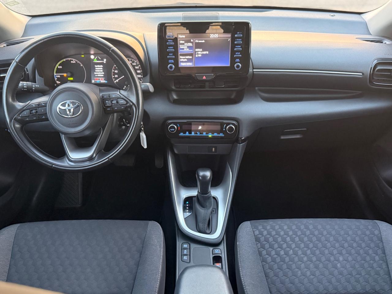 Toyota Yaris 1.5 Hybrid 115cv automatica