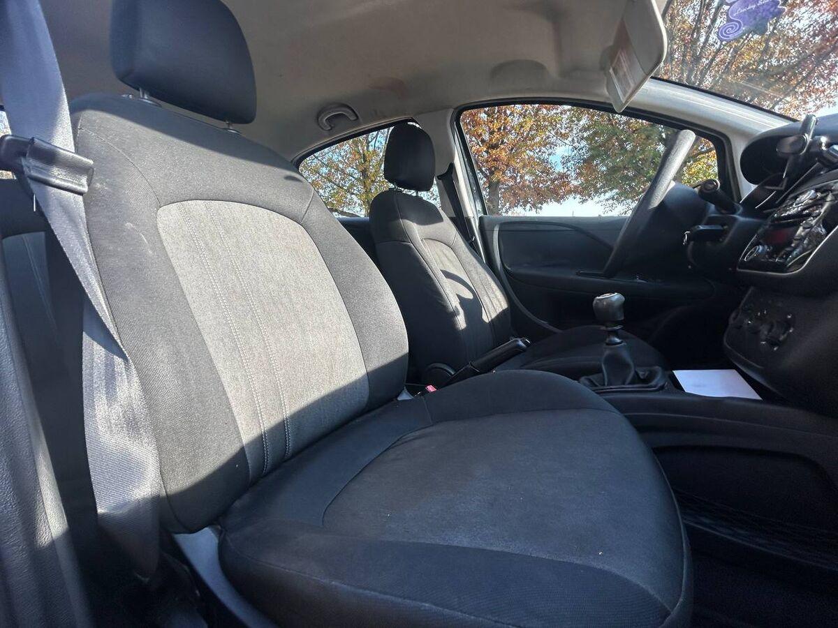 Fiat Punto 1.4 natural power Street 70cv 5p E6