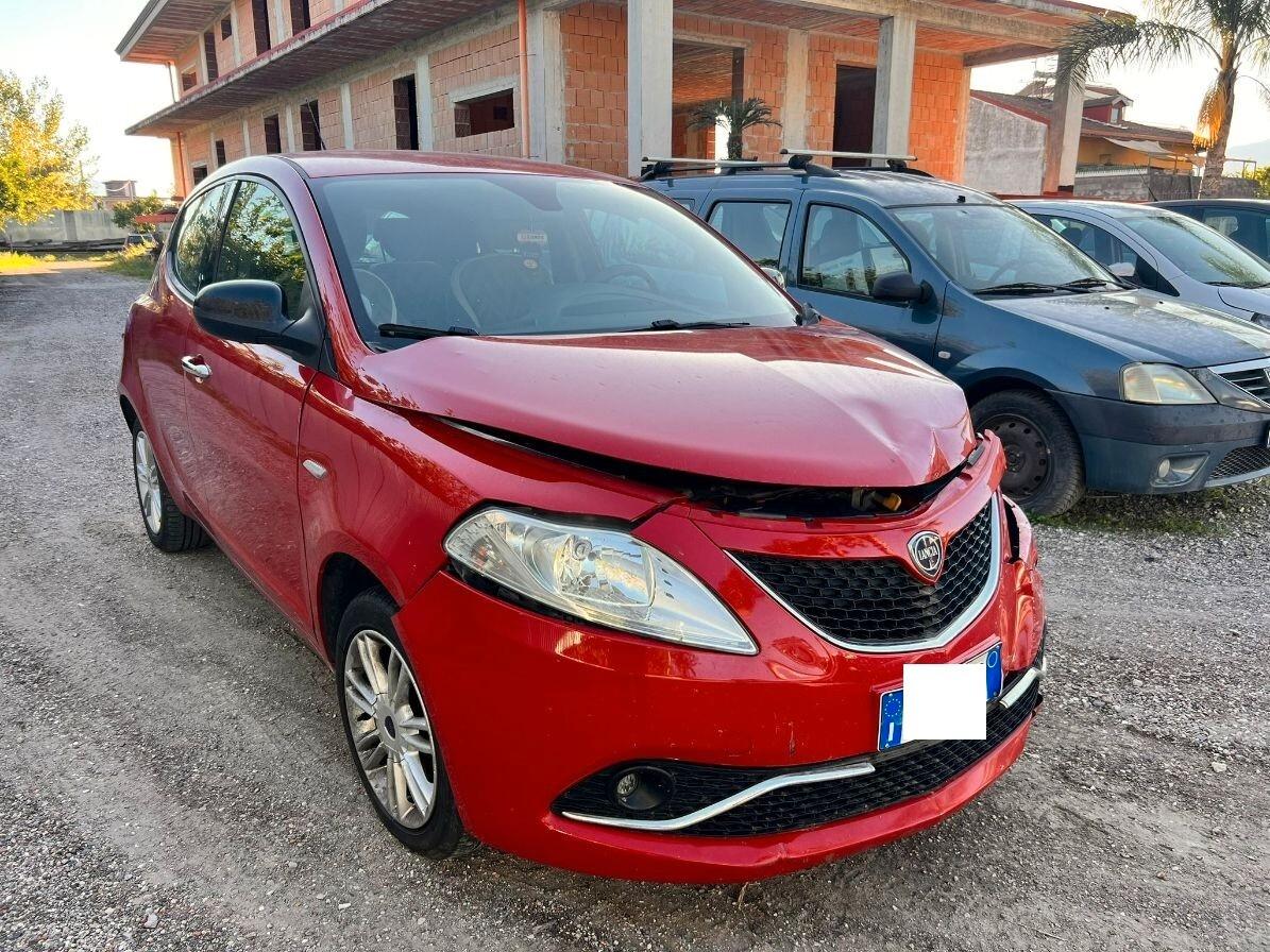 Lancia Ypsilon 1.3 MJT 16V 95 CV 5 porte S&S Gold