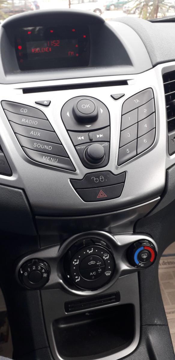 FORD - Fiesta - 1.4 TDCi 70CV 5p. cDPF Titanium