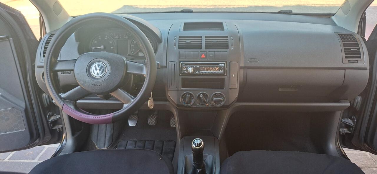 Volkswagen Polo 1.2/64CV 12V 5p. Trendline
