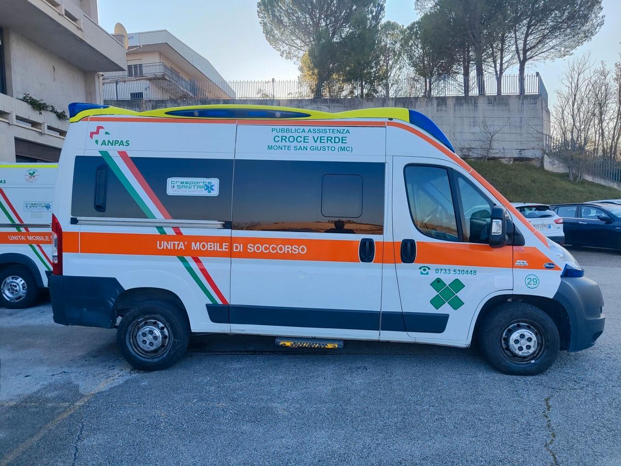 AMBULANZA USATA IN OTTIME CONDIZIONI