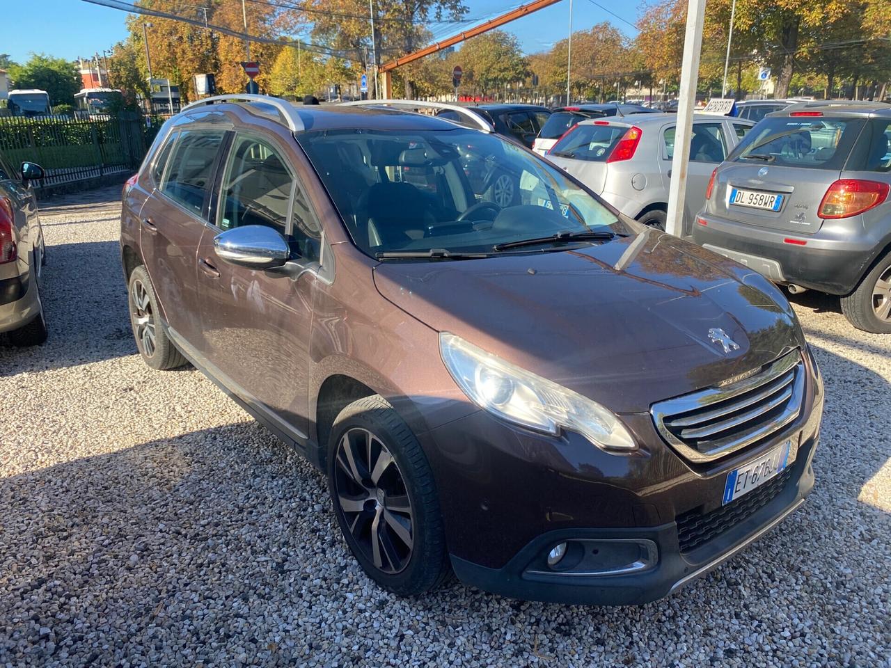 Peugeot 2008 1.6 e-HDi 115 CV Stop&Start Allure