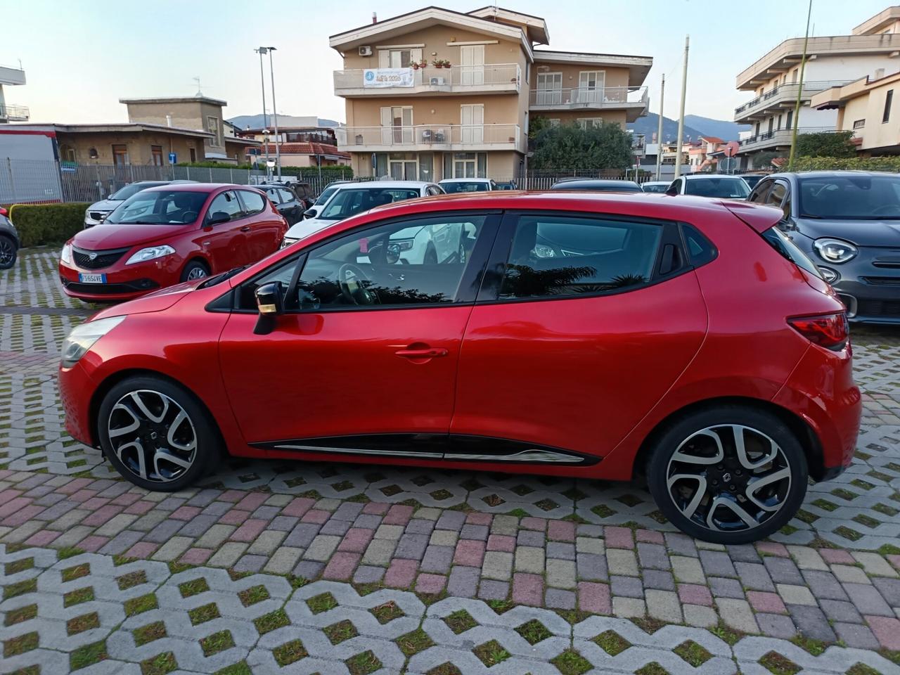 Renault Clio 0.9 TCe 12V 90CV Start&Stop 5 porte Energy