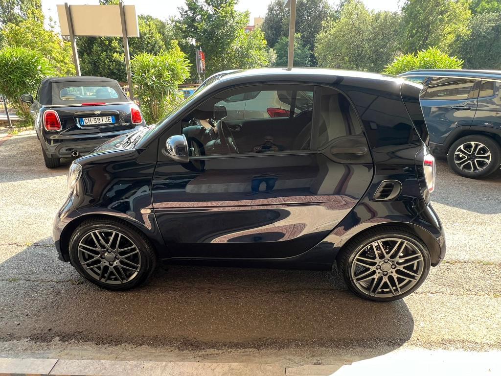 Smart fortwo coupe Fortwo 0.9 t 90cv Twinamic Paris Blu Brabus Style