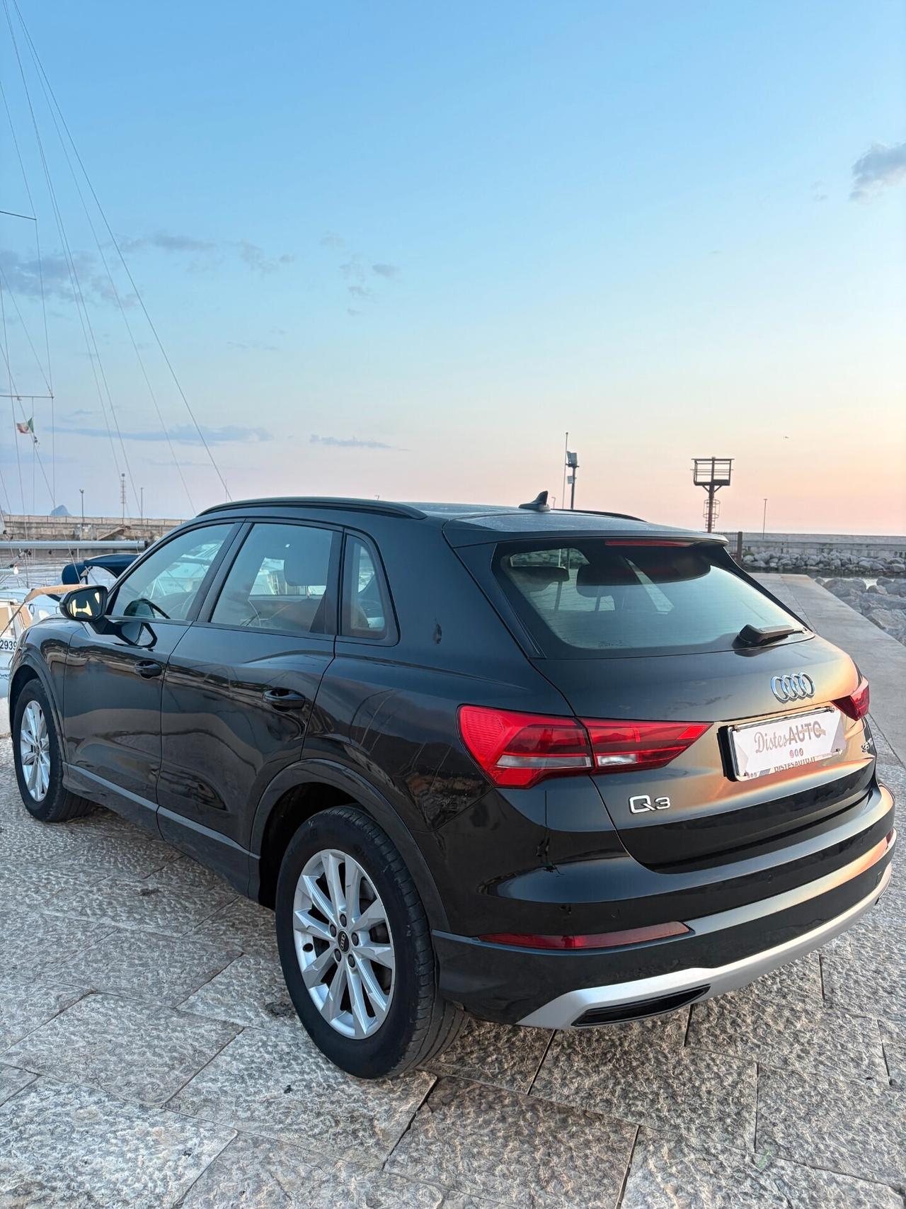 Audi Q3 35 TDI S tronic Business Advanced