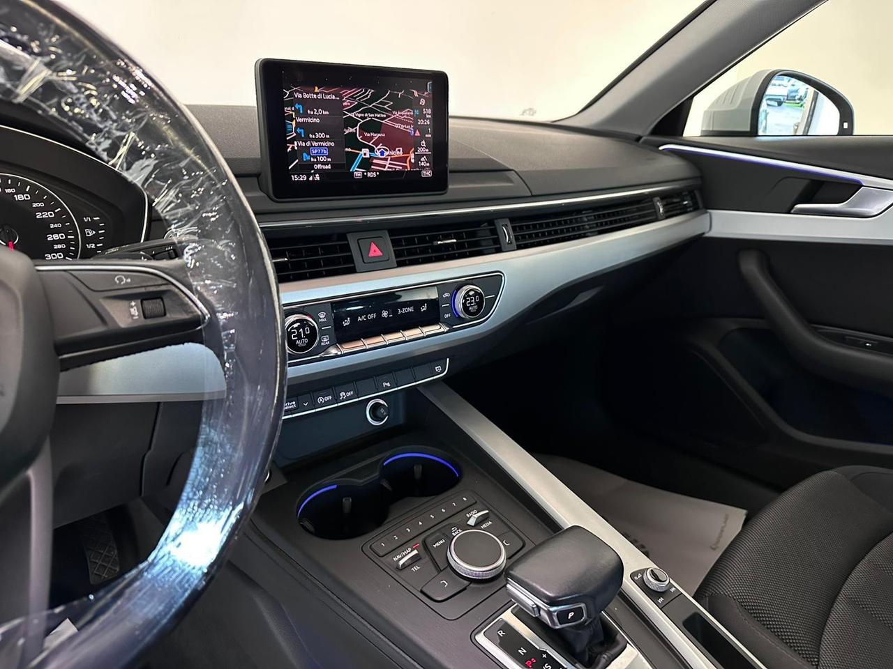 Audi A4 2.0 TDI 150 CV ultra S tronic Sport