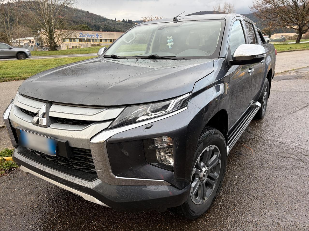 Mitsubishi L200 2.3 D Double Cab 4x4 Super Select P0. Diamond